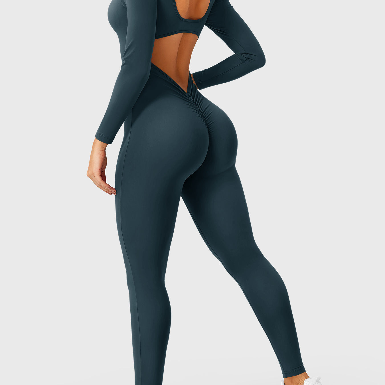 Yeoreo Lizvette Long Sleeves Jumpsuit