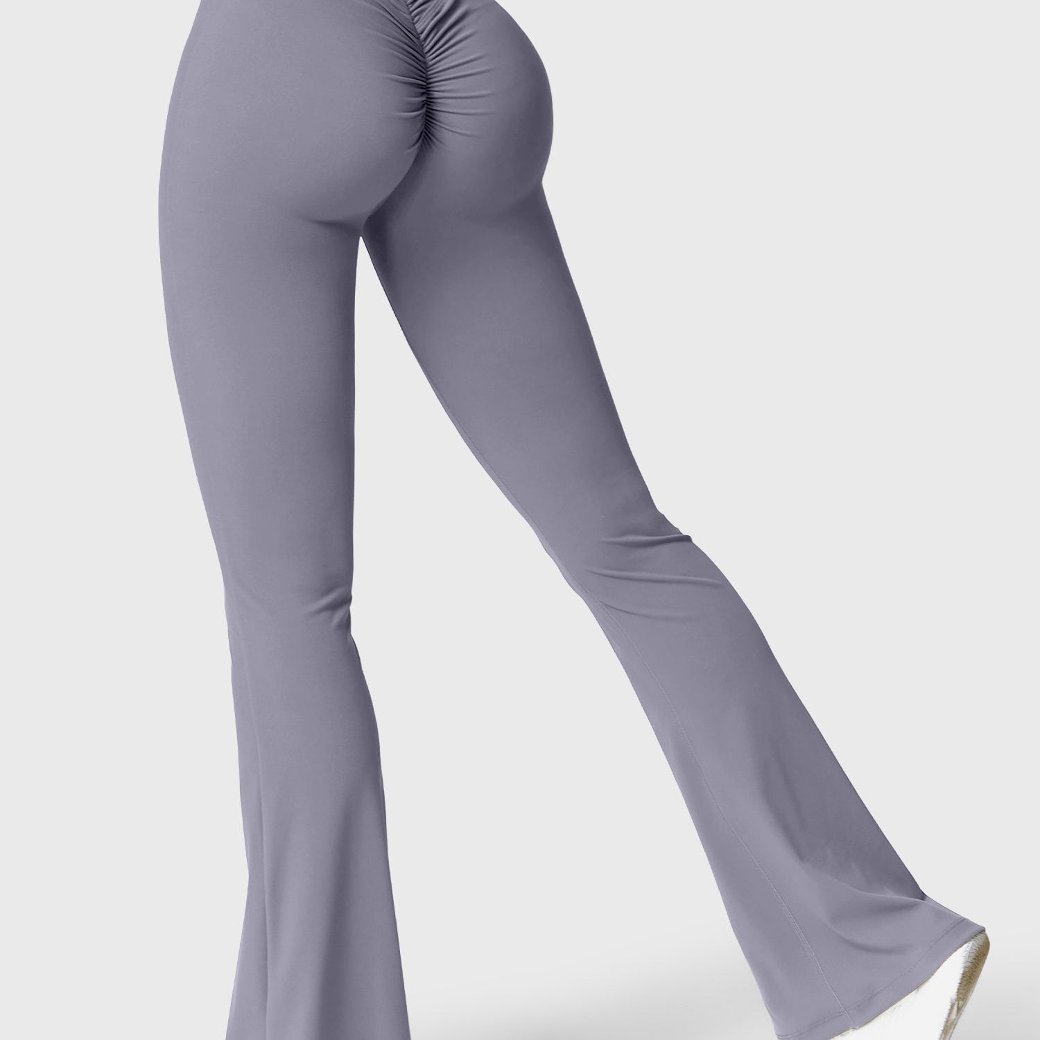 Yeoreo Daze V-back Flare Leggings