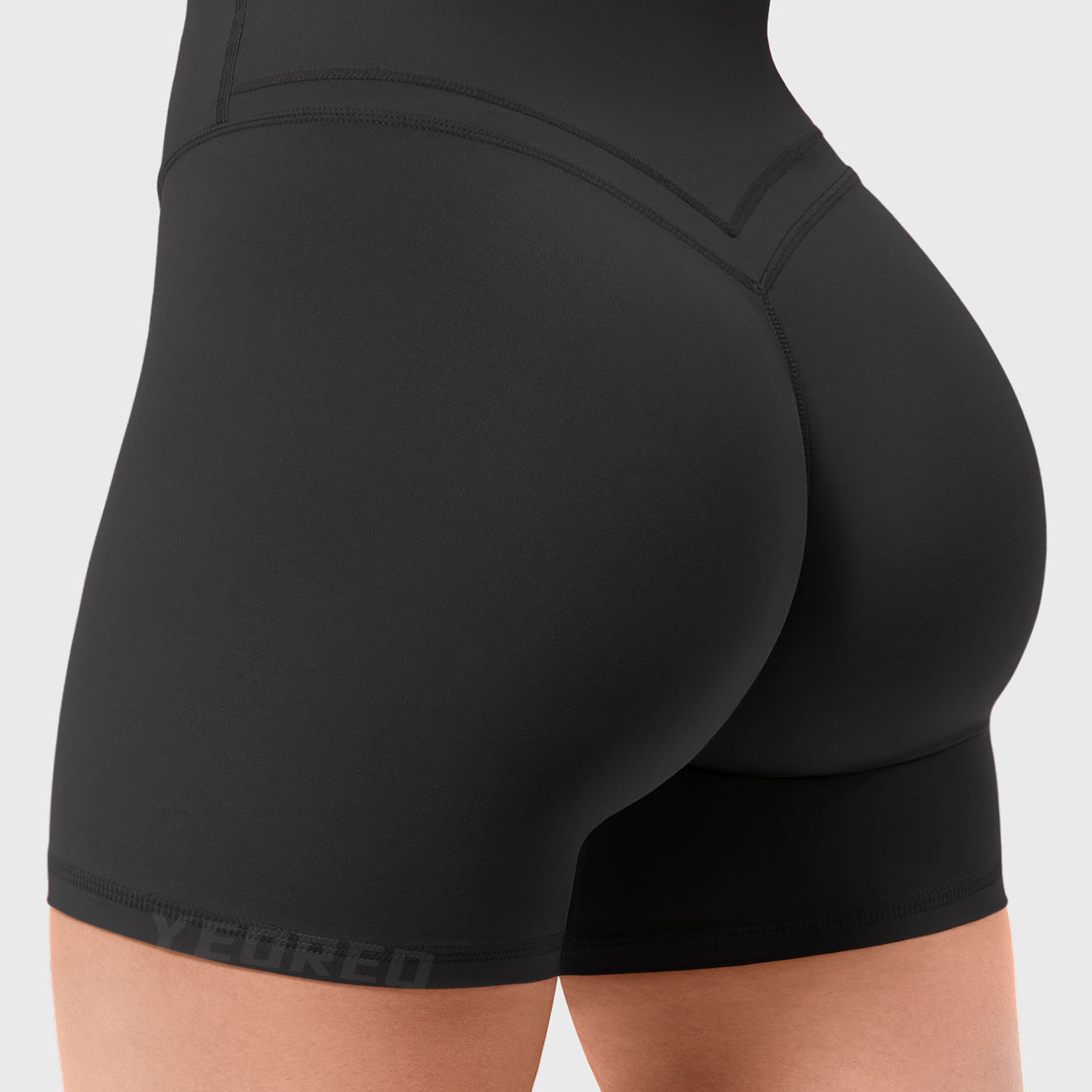 Yeoreo V-waistband Julissa Shorts