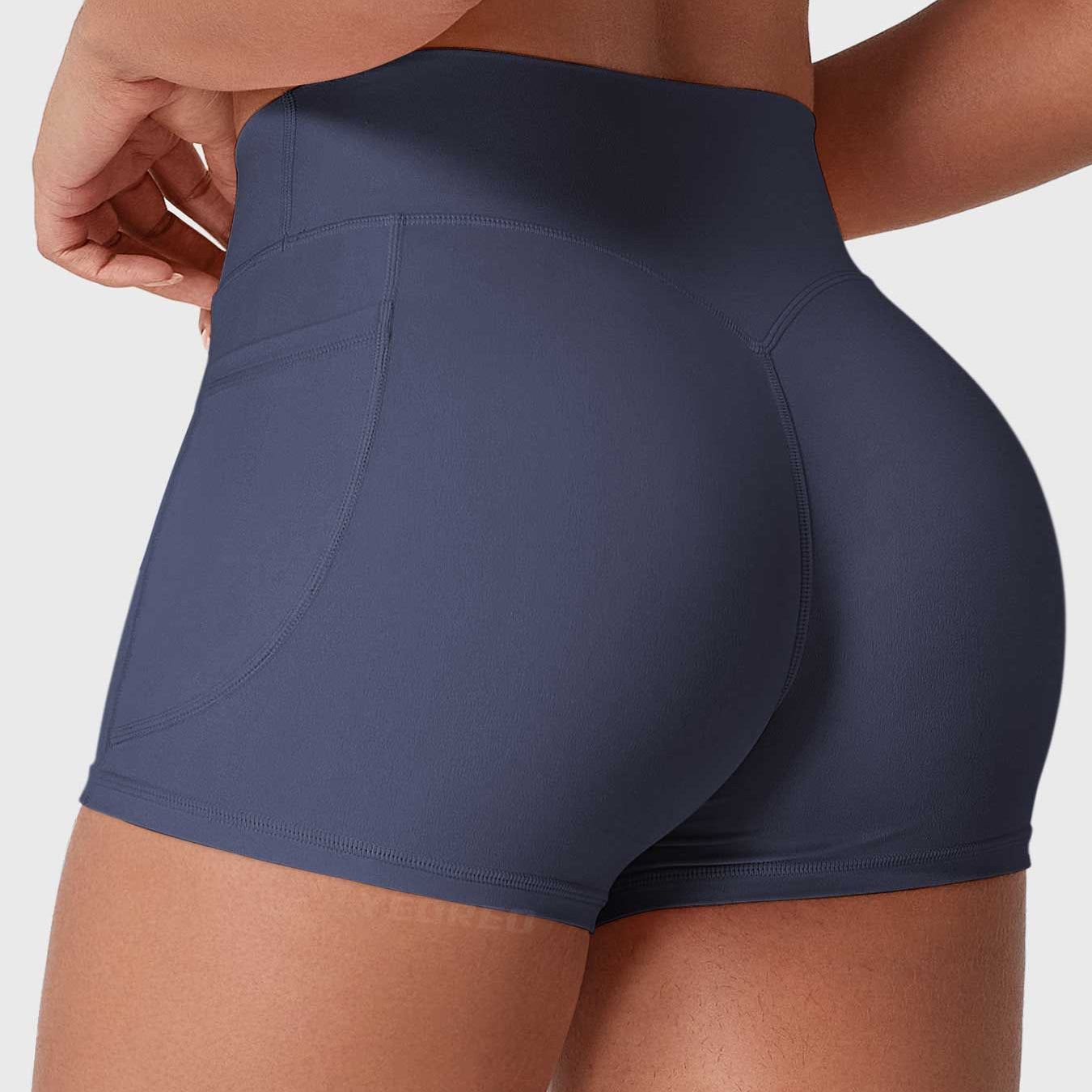 Yeoreo Eloiwen 3.6" Mid Rise Shorts with Pockets