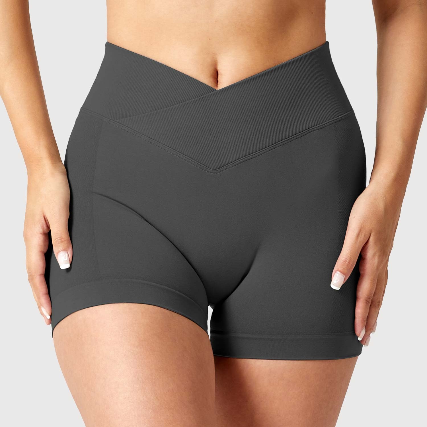 Yeoreo 3.6”Amplify V-Waistband Shorts