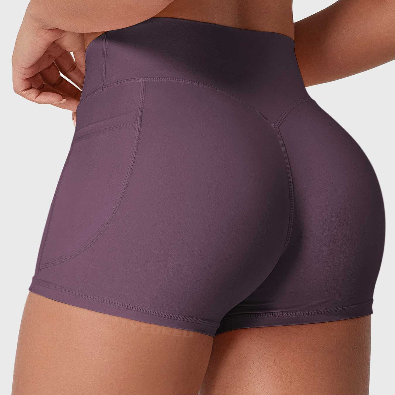 Yeoreo Eloiwen 3.6" Mid Rise Shorts with Pockets