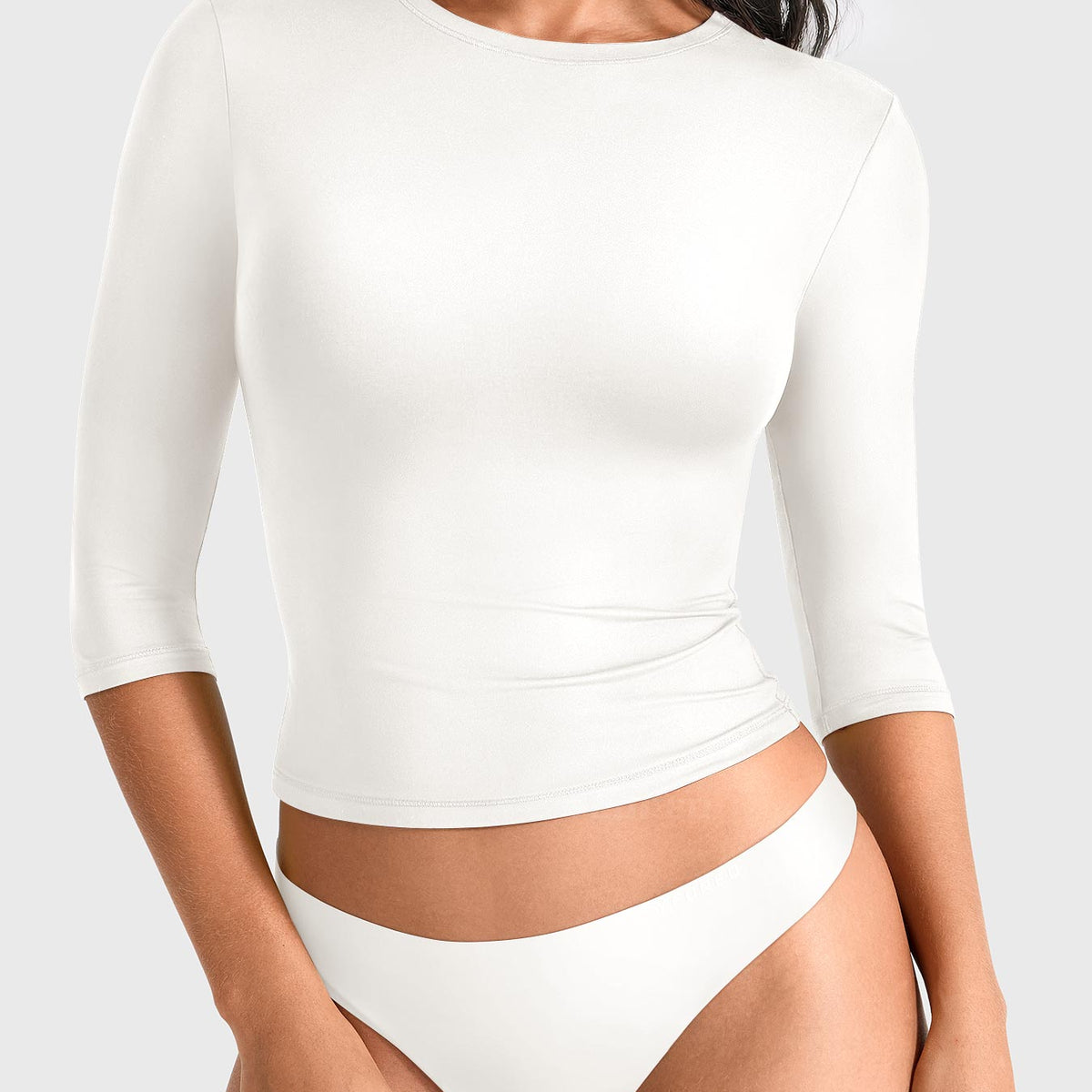 Yeoreo Ease Crew Neck 3/4 Sleeve Top