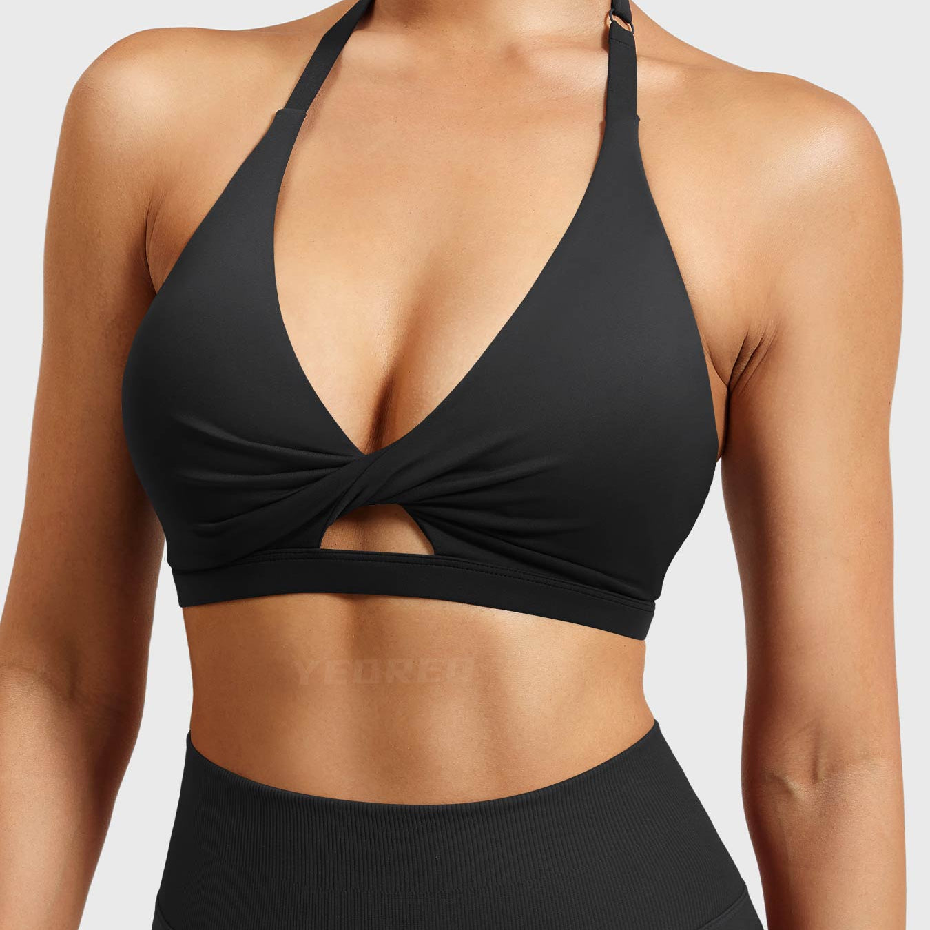 Yeoreo Micaela Twist Front Sports Bra