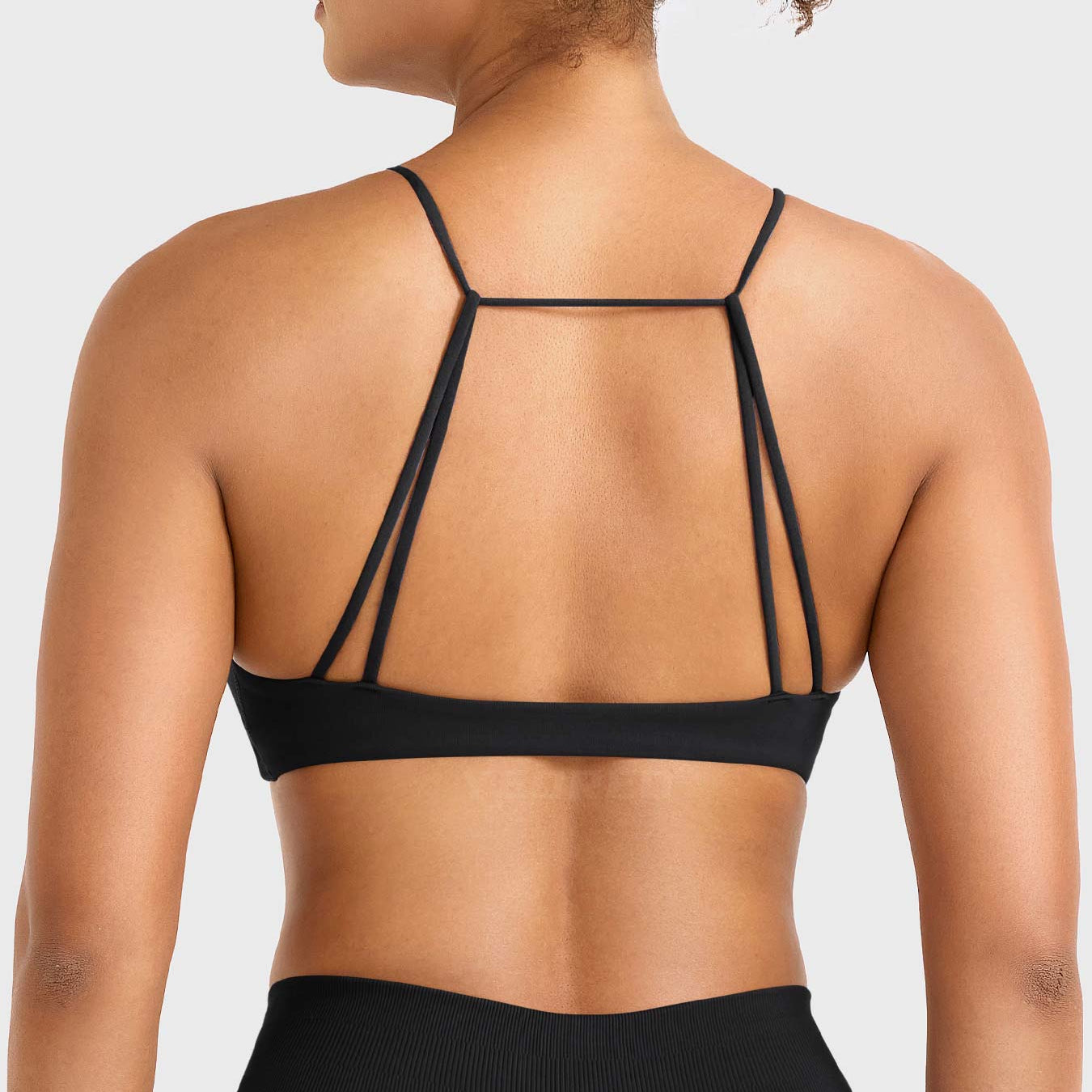 Yeoreo Jocelyna Minimal Strappy Sports Bra