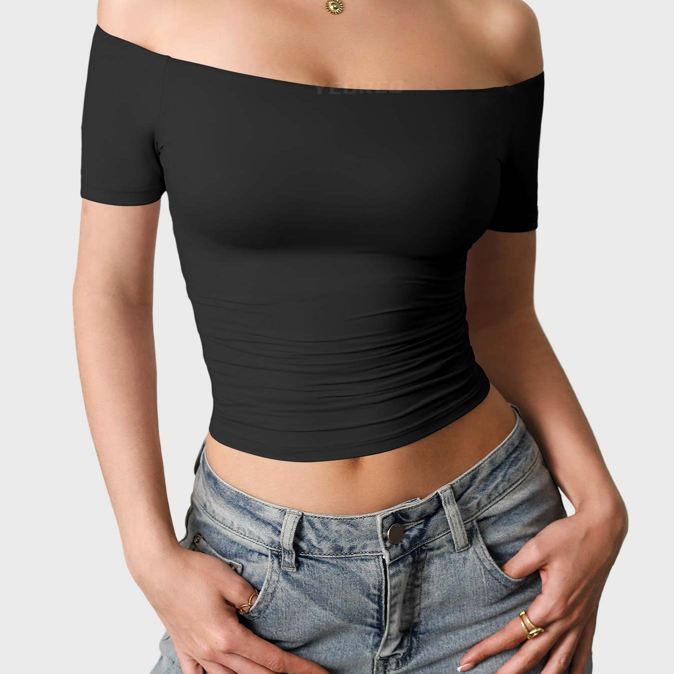 Yeoreo Luzlie Off Shoulder Short Sleeves