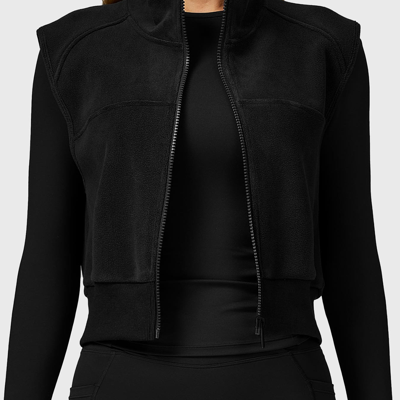 Yeoreo Eden Cropped Fleece Vest