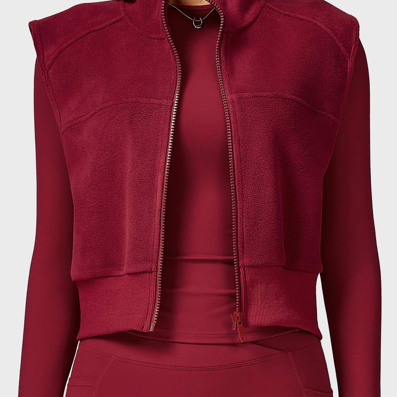 Yeoreo Eden Cropped Fleece Vest