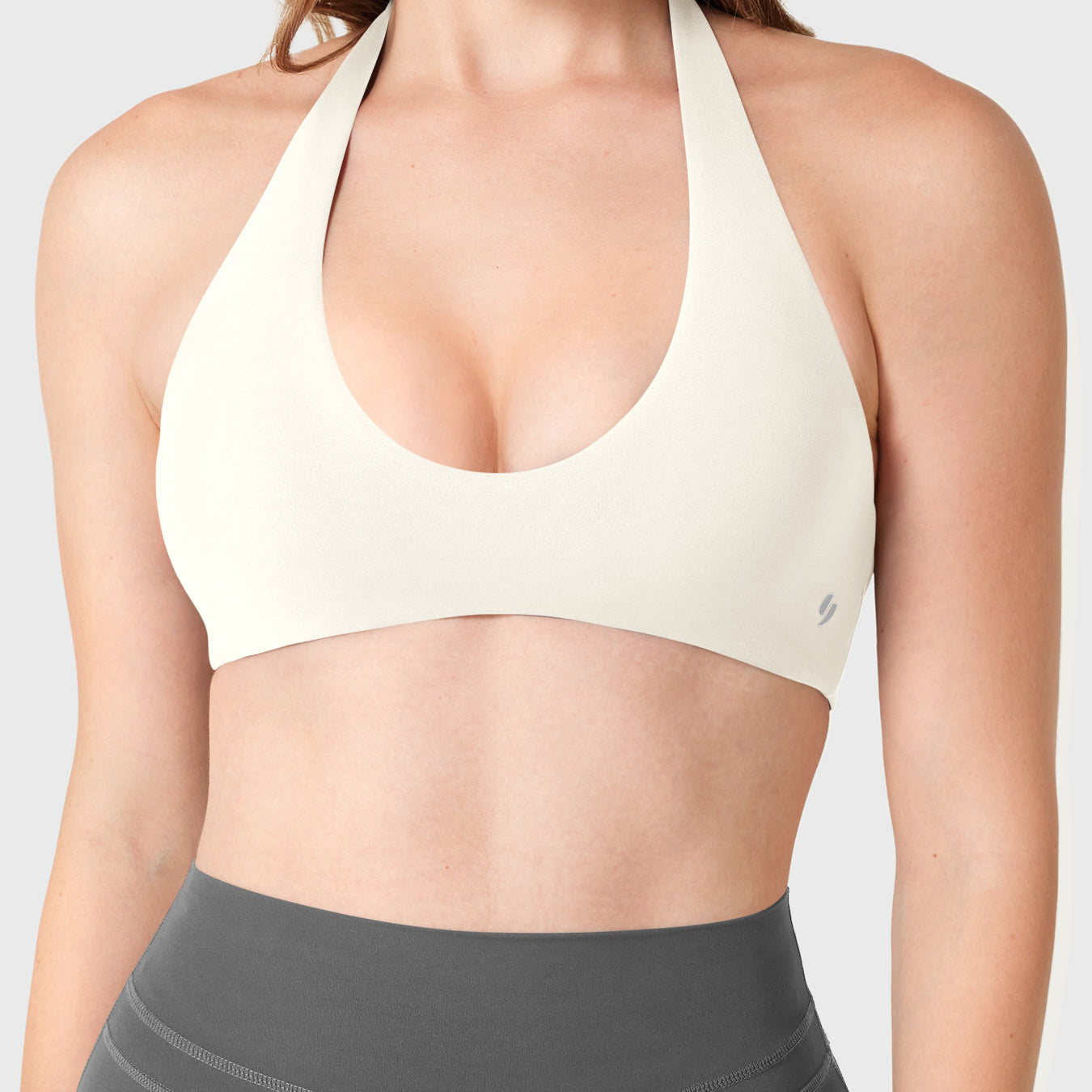 Yeoreo Laarni Halter Backless Sports Bra