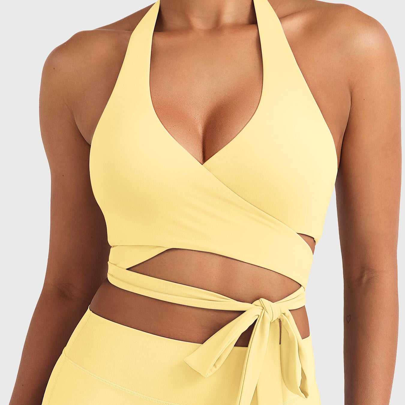 Yeoreo Dagnuy Ballet Wrap Sports Bra
