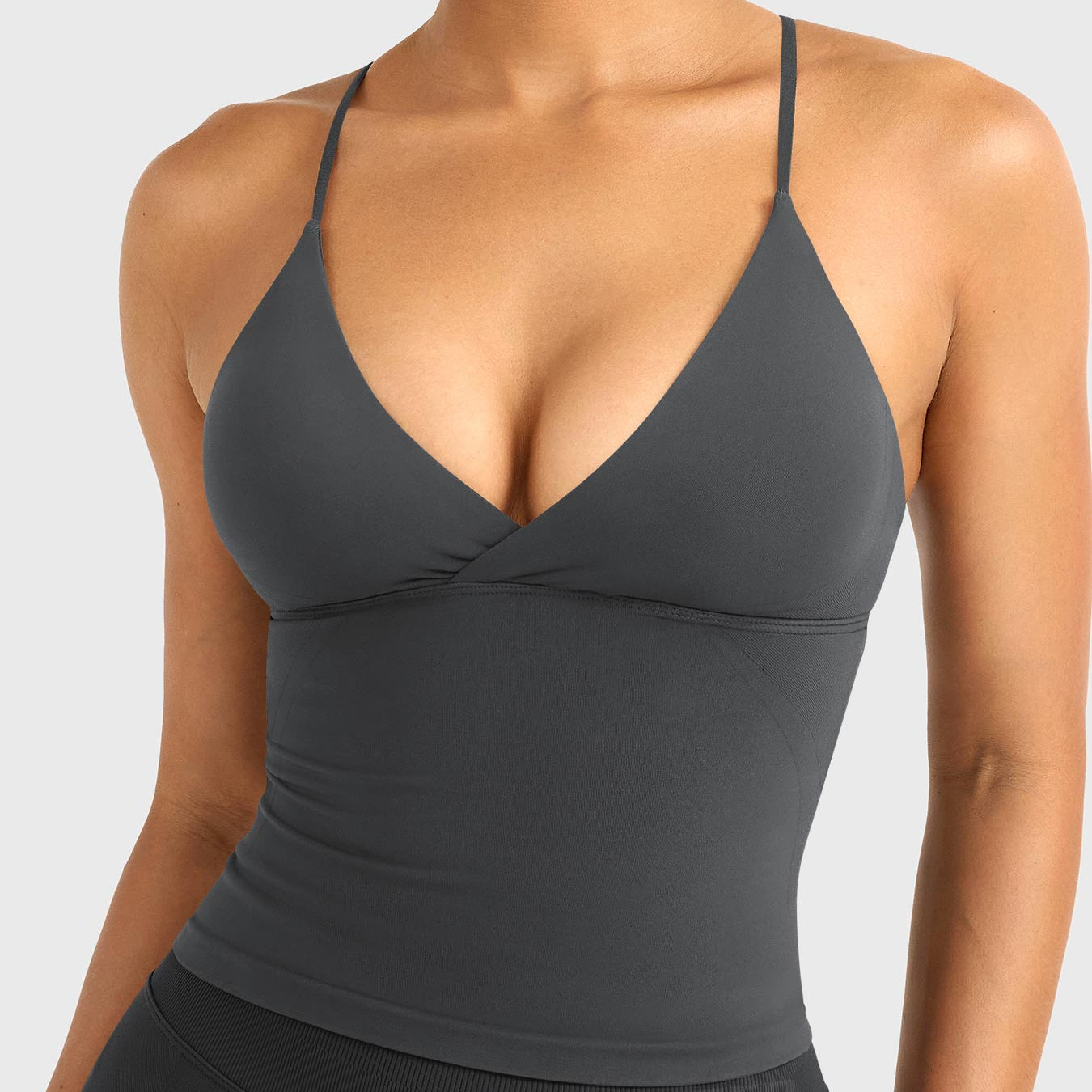 Yeoreo Vinianna Strappy Back Longline Tank