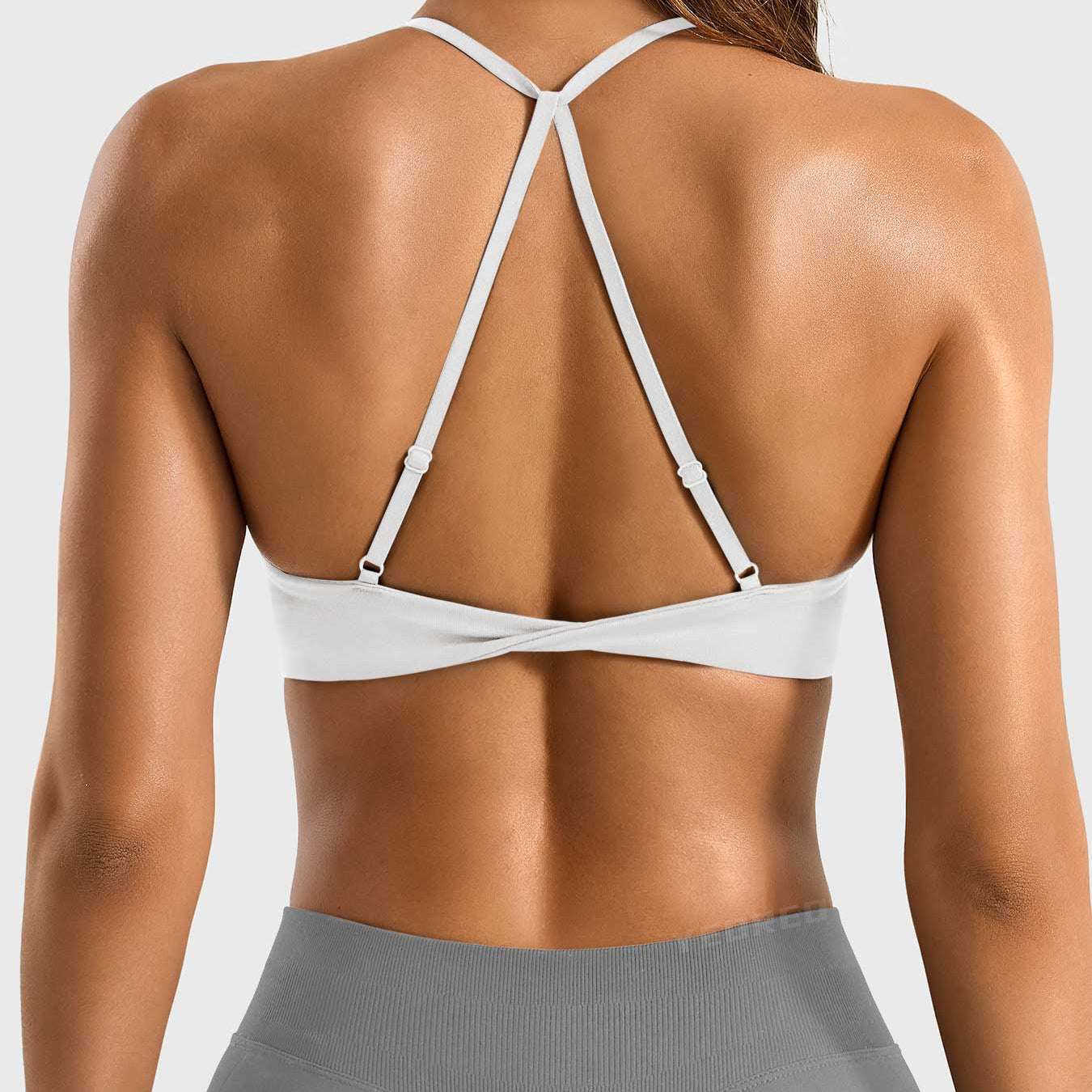 Yeoreo Sacni Twist Back Sports Bra