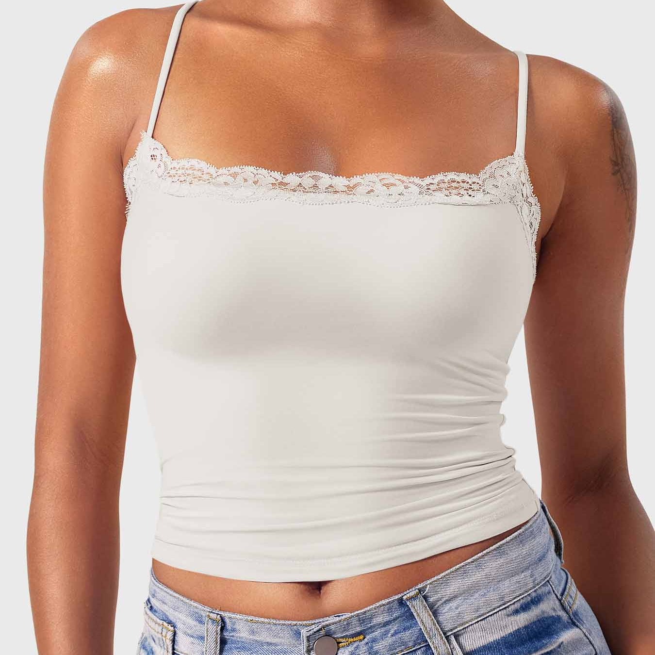 Yeoreo Annabely Square Neck Lace Tank