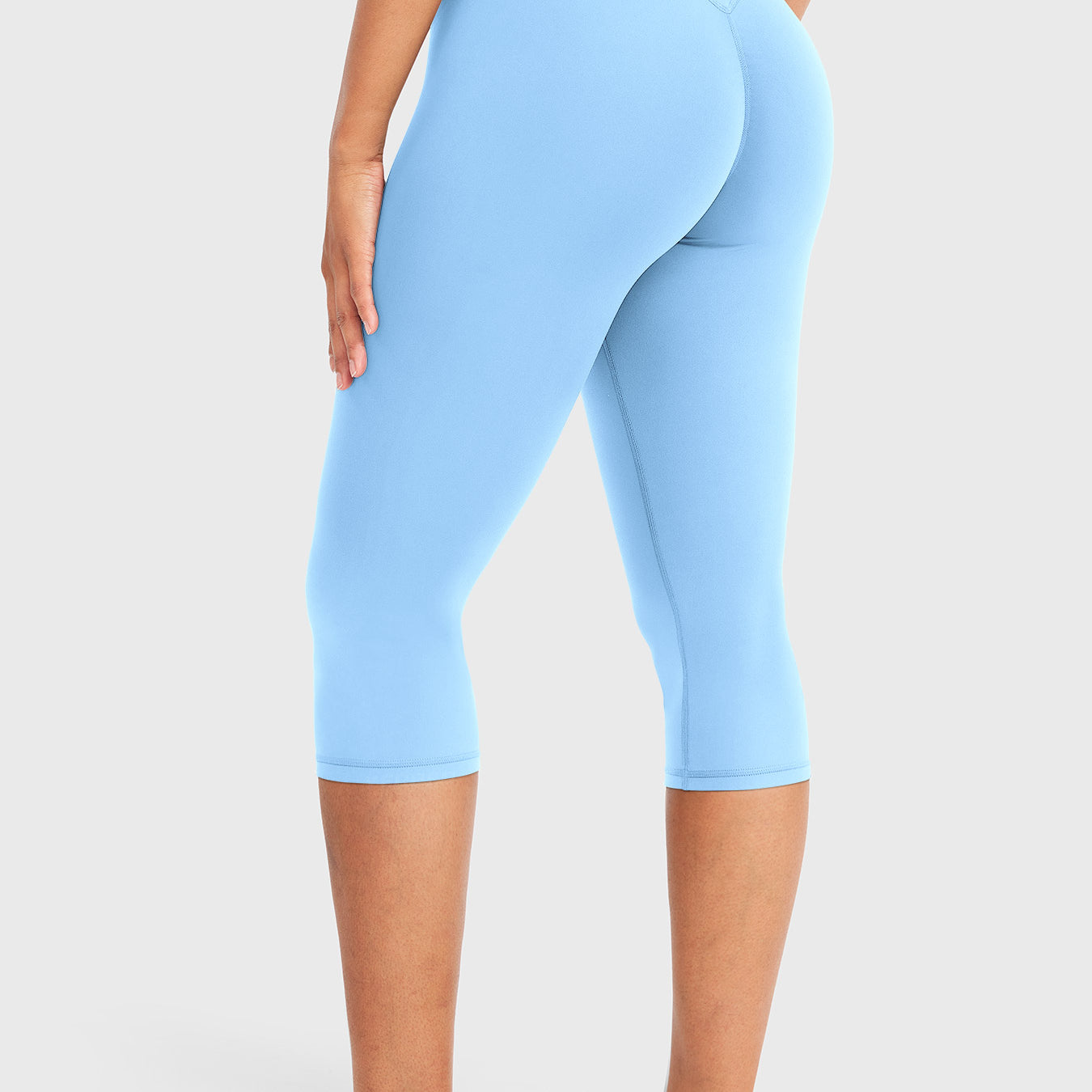 Yeoreo Nailly Capri Leggings