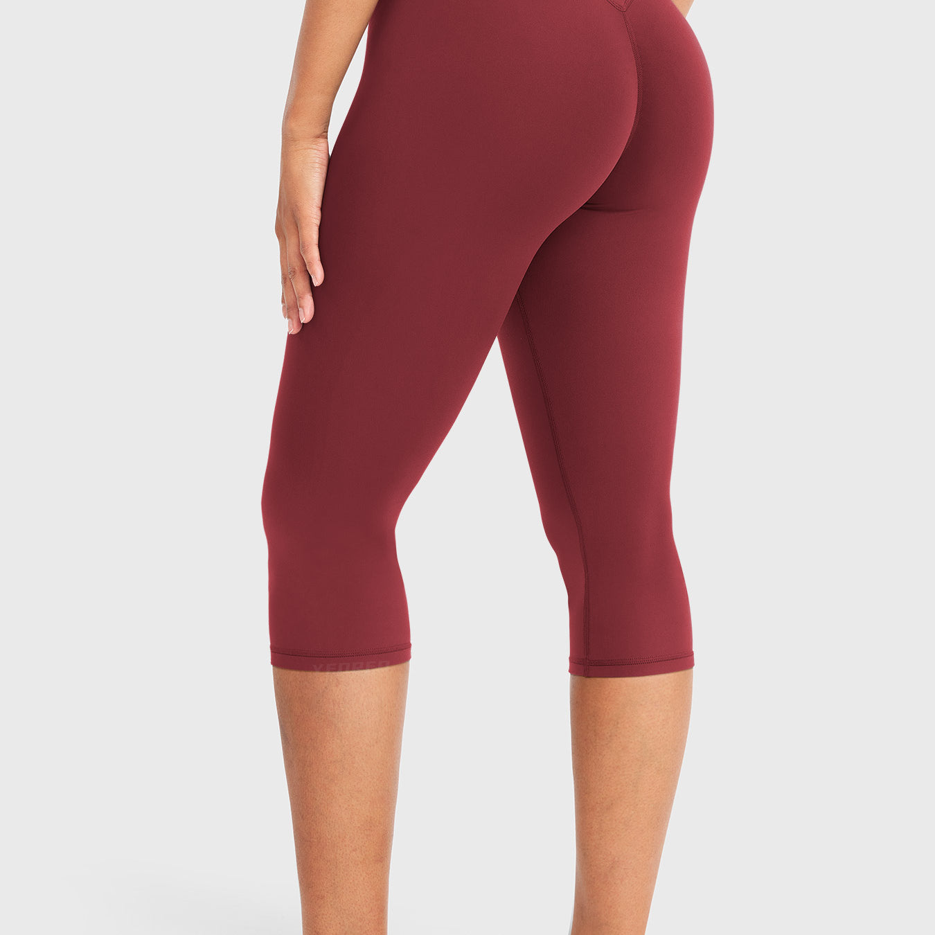 Yeoreo Nailly 17" Capri Leggings