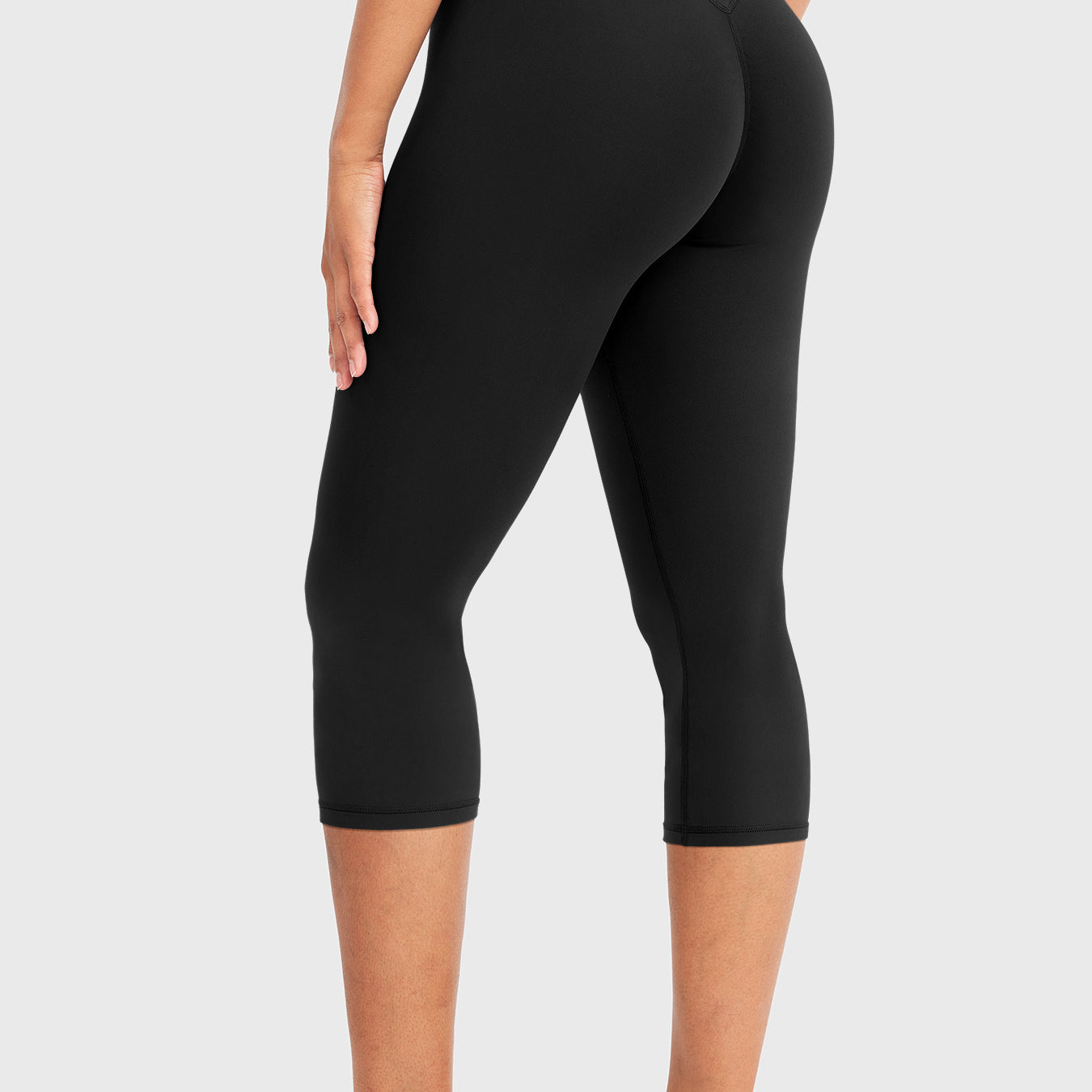 Yeoreo Nailly 19" Capri Leggings