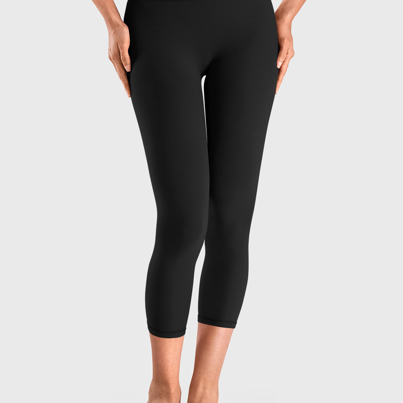 Yeoreo Dagnty 21" High Waisted Capri Leggings