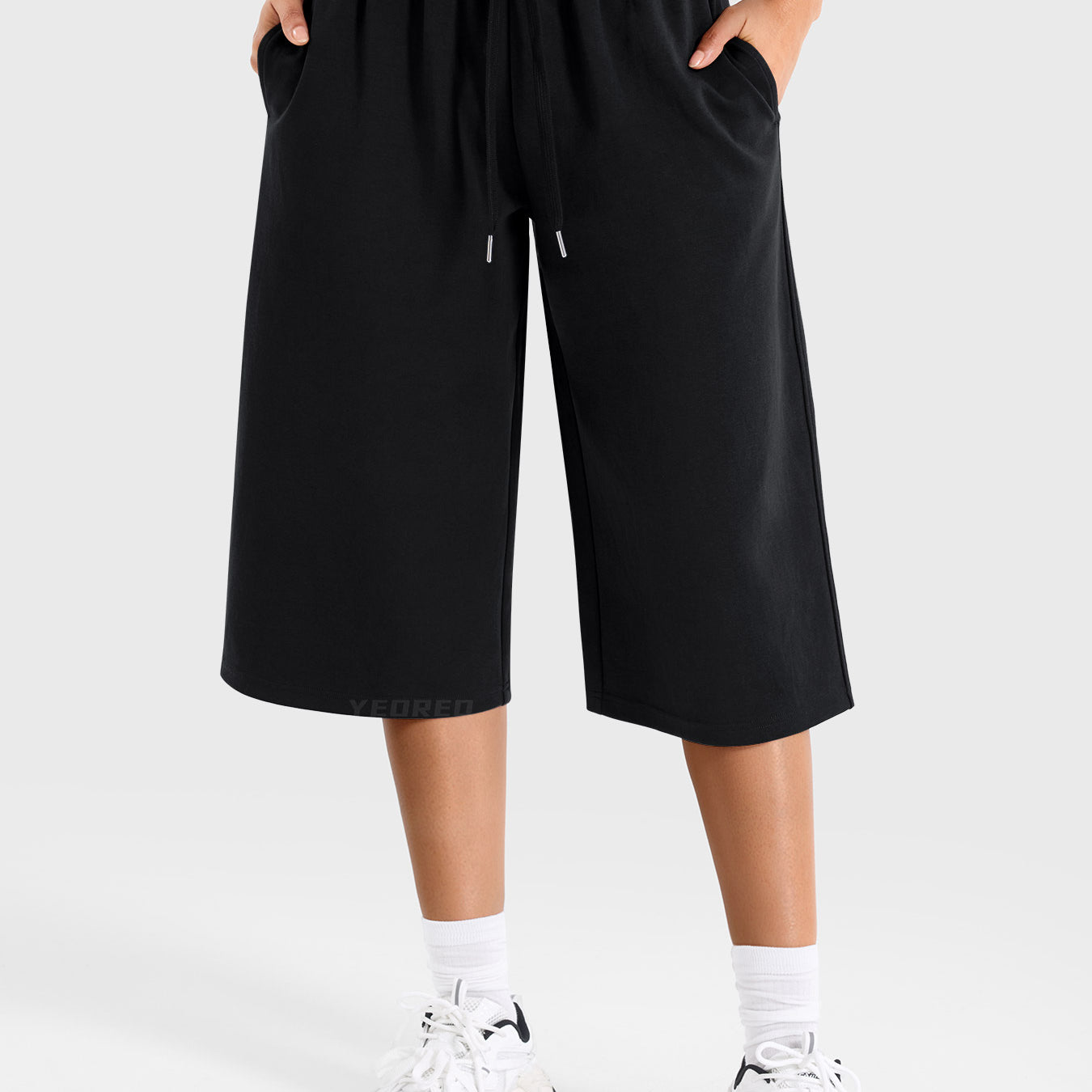 Yeoreo Daiwrci Low Rise Capri Pants