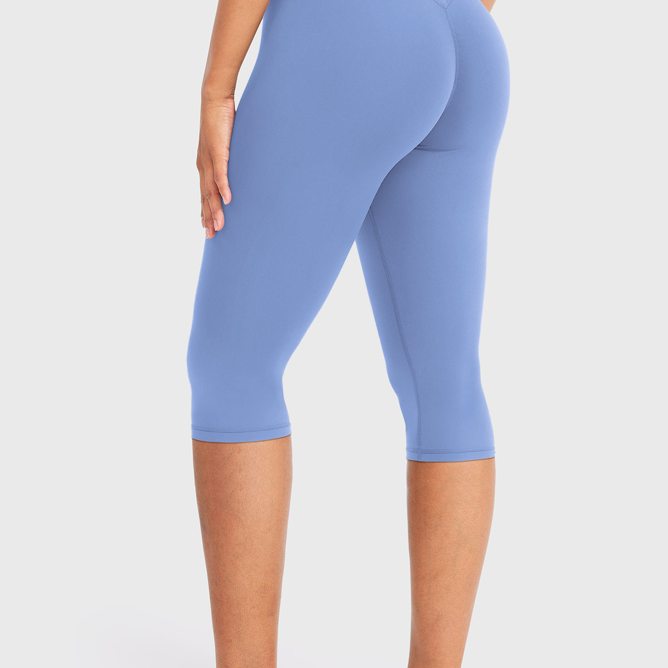 Yeoreo Nailly 15" Capri Leggings