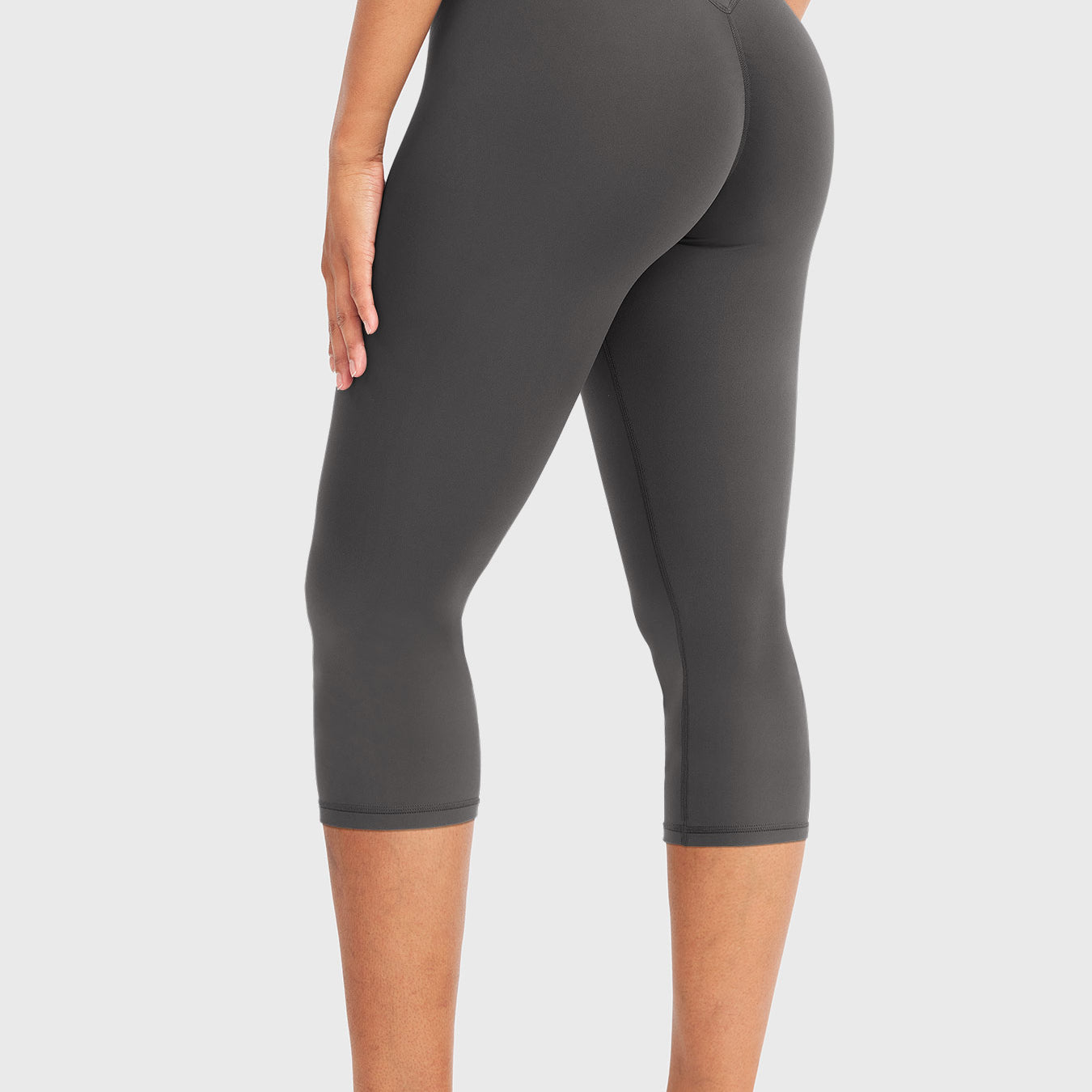 Yeoreo Nailly 19" Capri Leggings