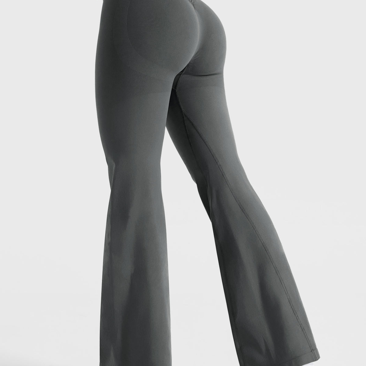 Yeoreo Contour Invisible Scrunch Flare Leggings