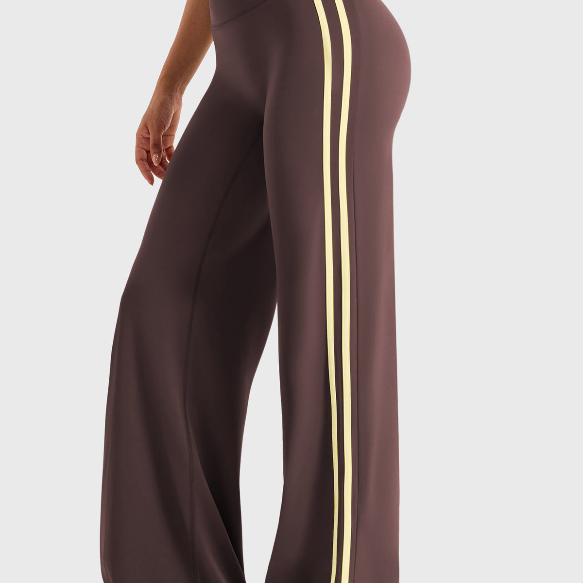 Yeoreo Ease Contrast Stripe Straight Leggings