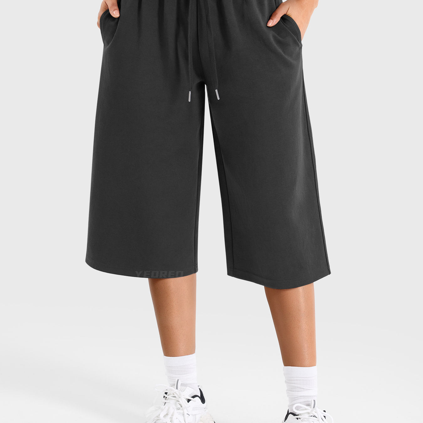 Yeoreo Daiwrci Low Rise Capri Pants