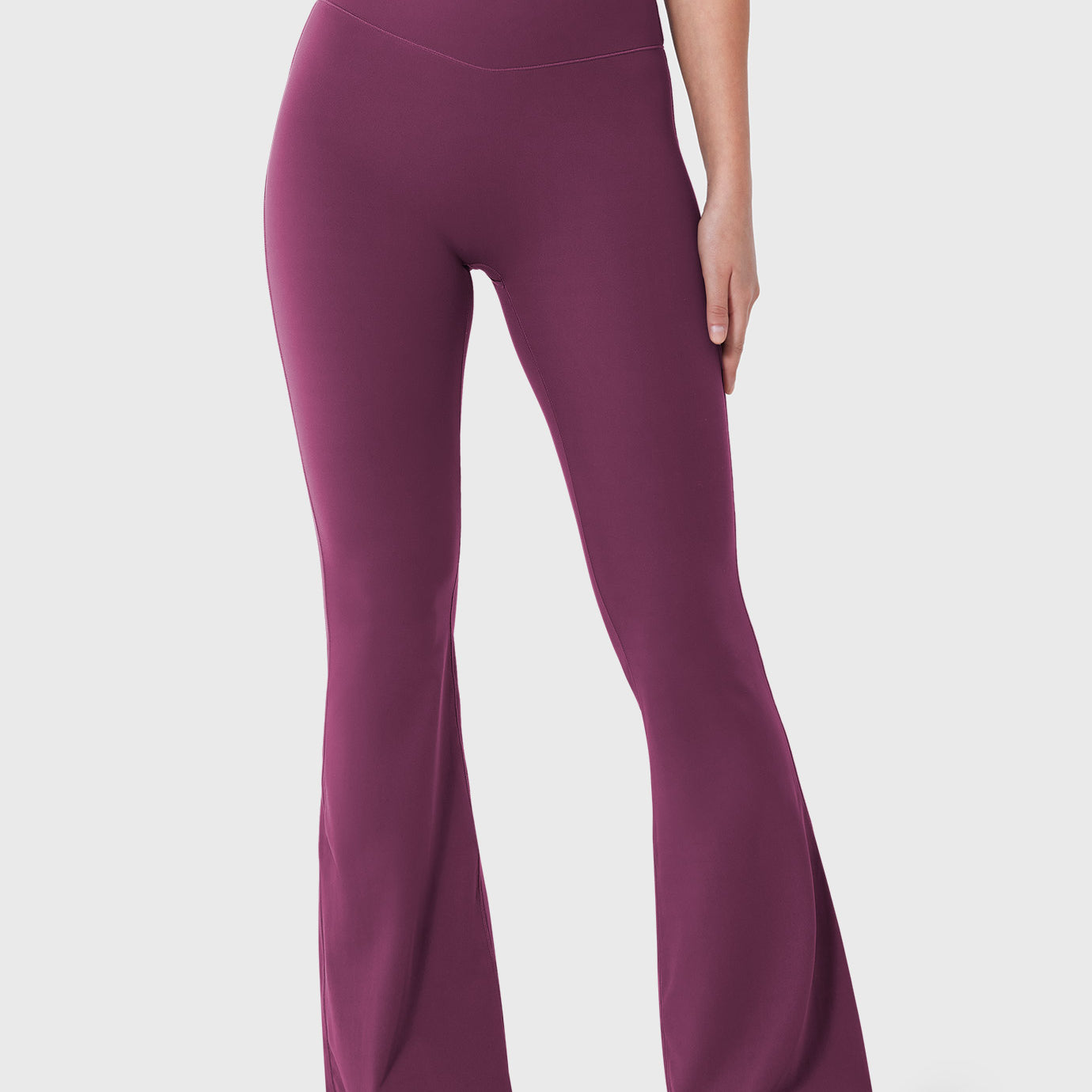 Yeoreo Bessli 28" Mini Flare Leggings