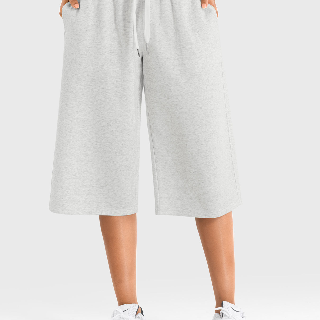 Yeoreo Daiwrci Low Rise Capri Pants