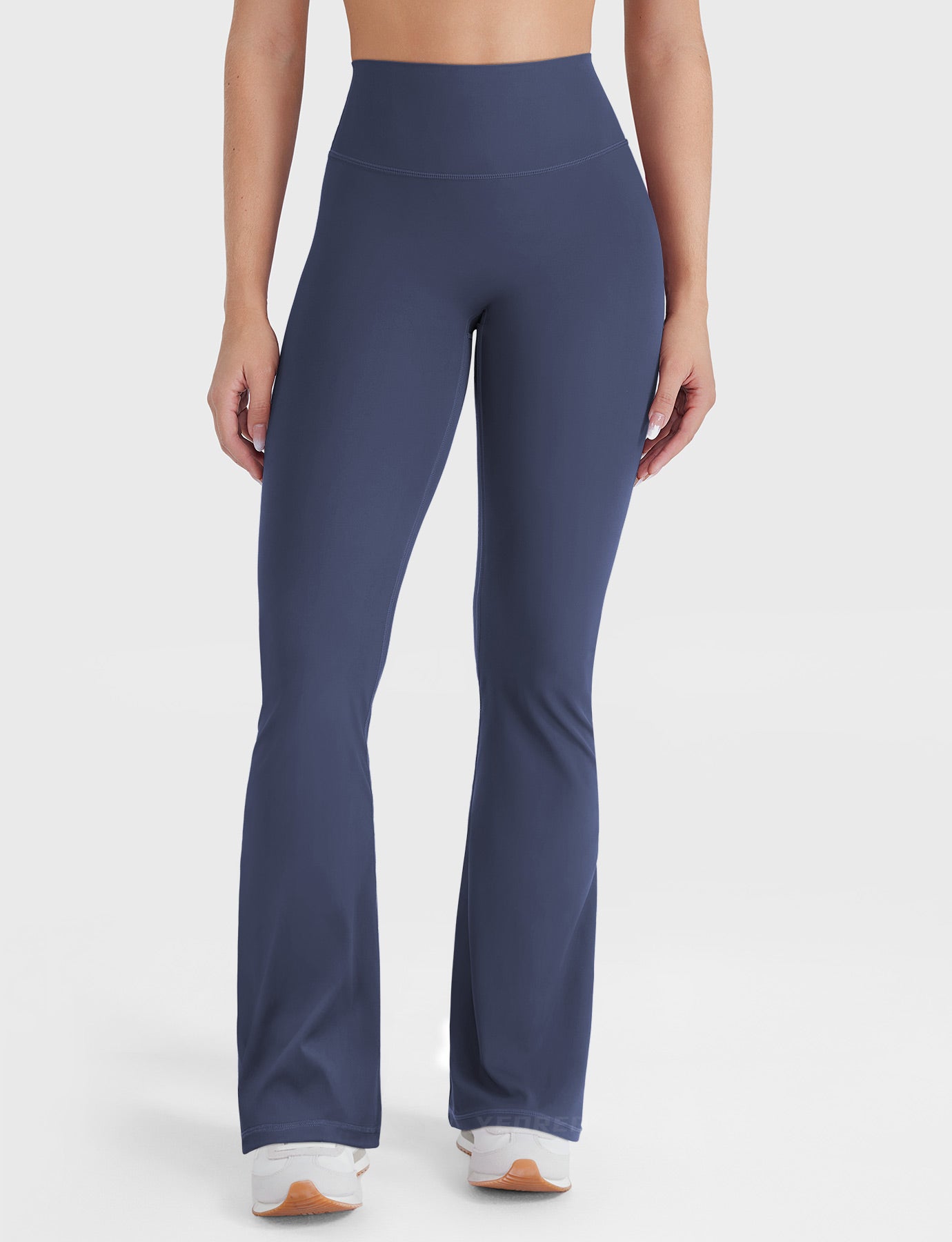 Navy high-waist no-front-seam bootcut leggings, front view