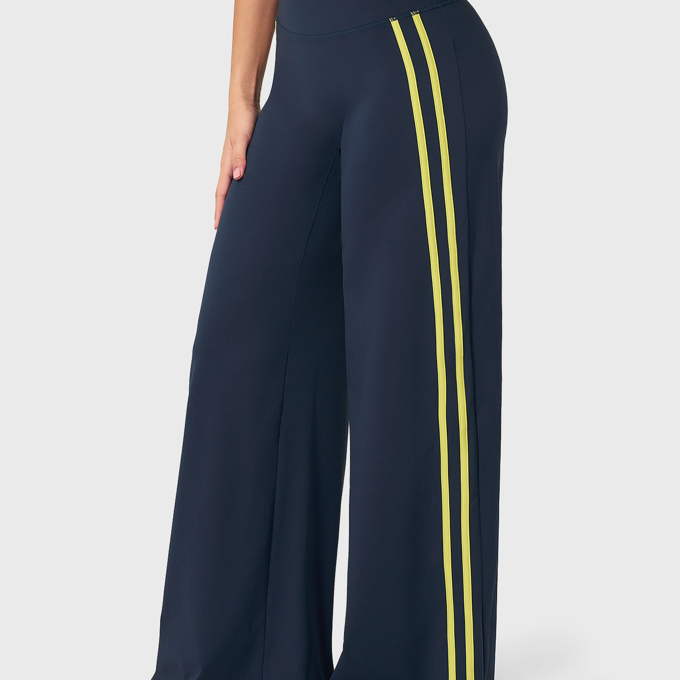 Yeoreo Fayza Side Stripe Straight Leggings