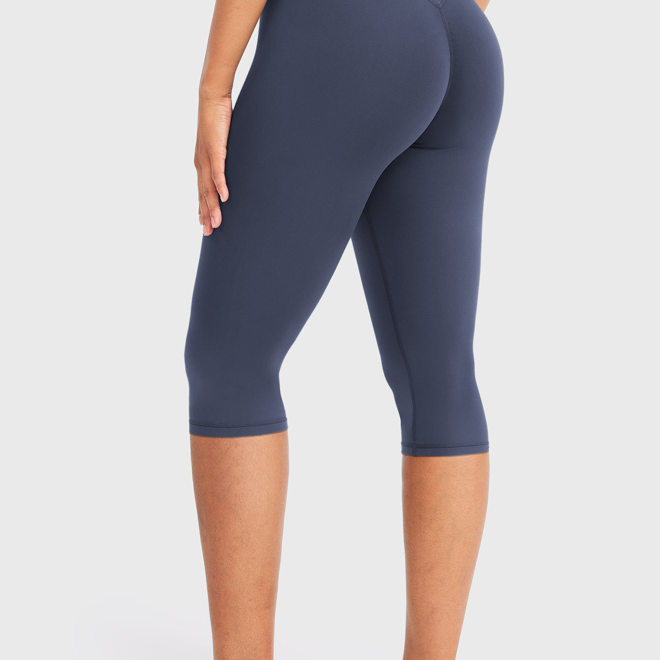 Yeoreo Nailly 15" Capri Leggings