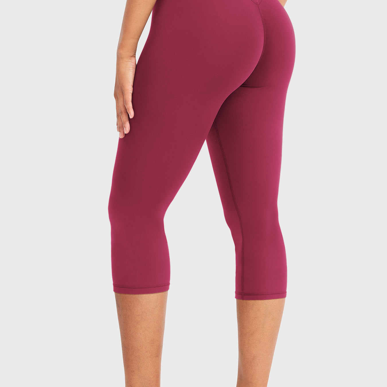 Yeoreo Nailly 19" Capri Leggings