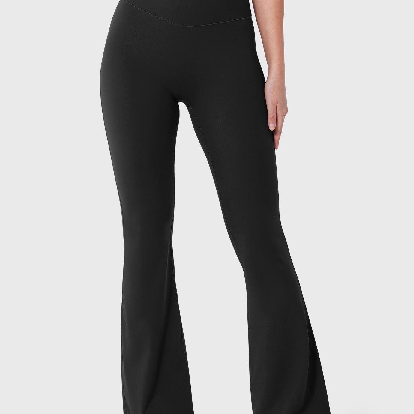 Yeoreo Bessli 28" Mini Flare Leggings