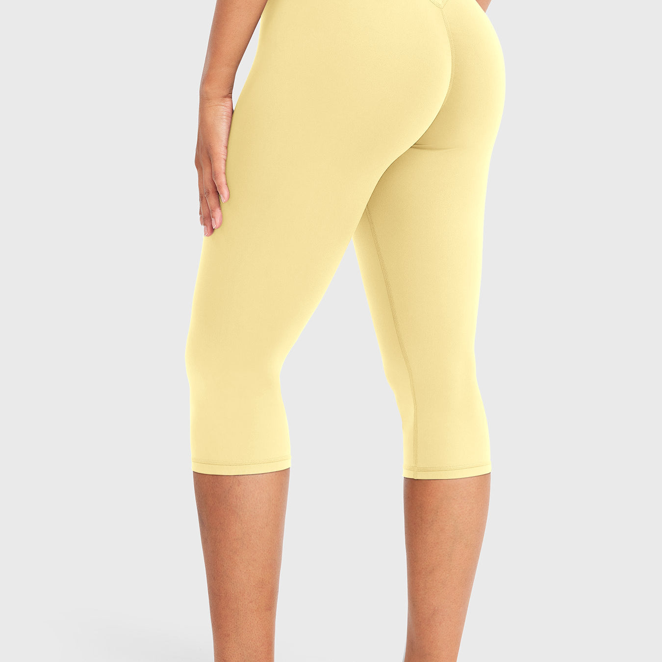Yeoreo Nailly 17" Capri Leggings