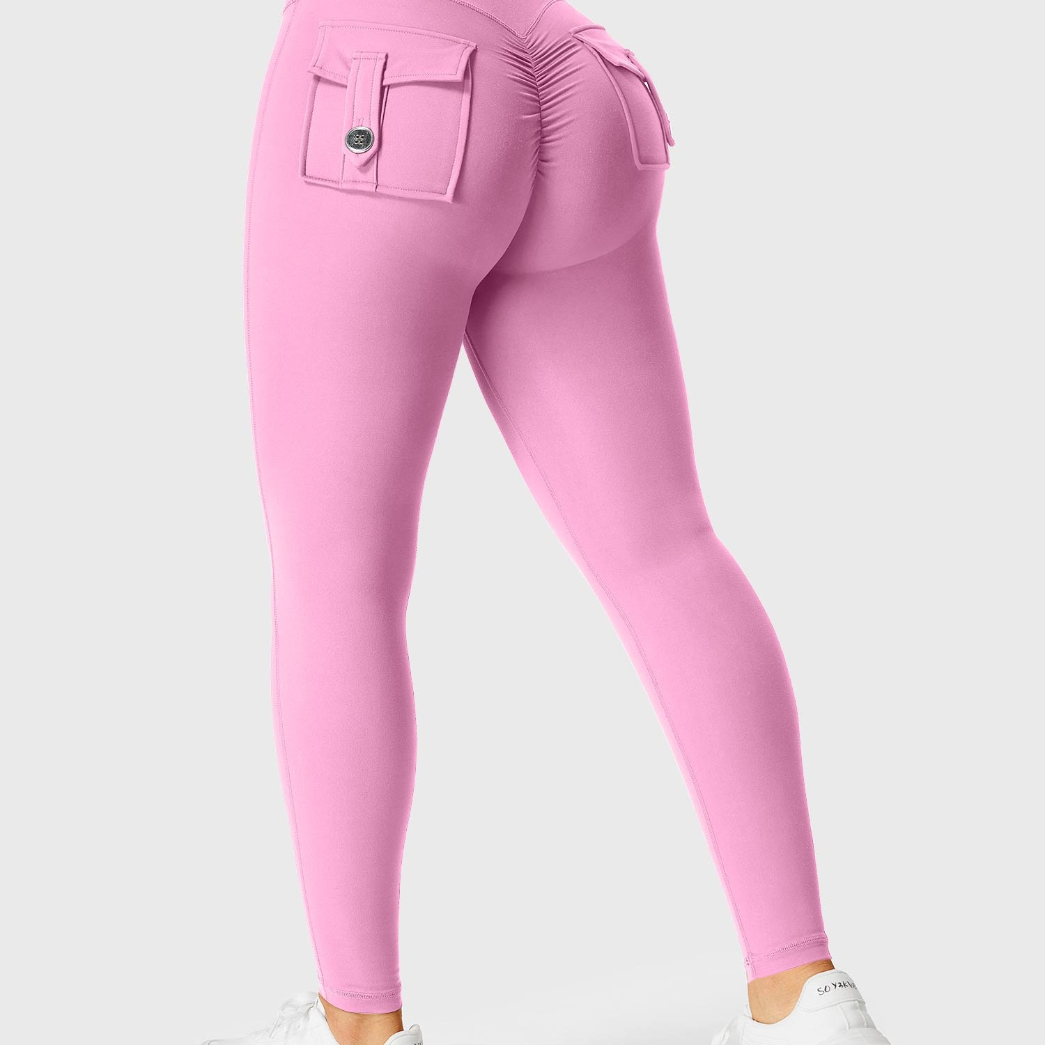 Yeoreo V-waistband Charm Leggings