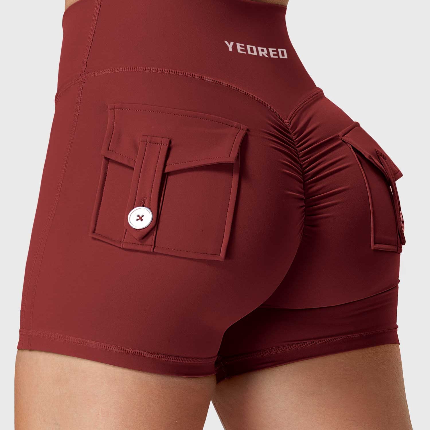 Yeoreo V-waistband Charm Shorts