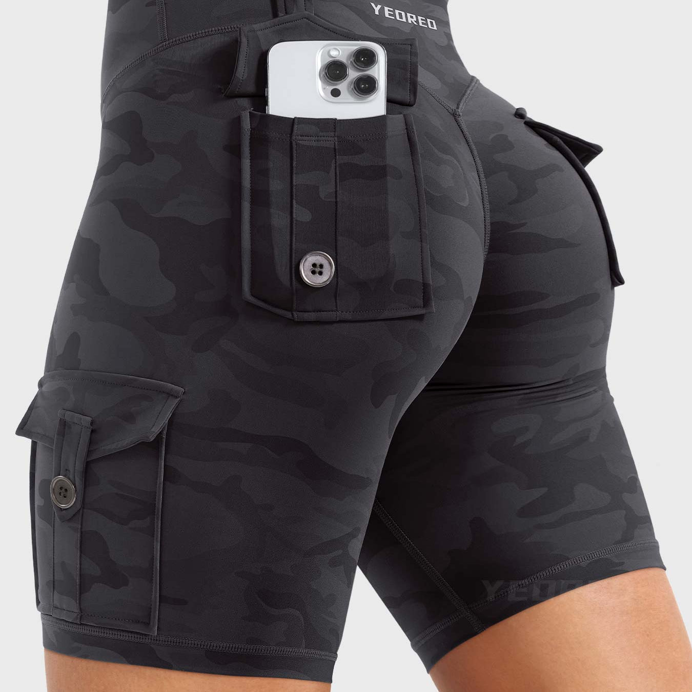 Yeoreo Hedda CoreFlex Camouflage Shorts