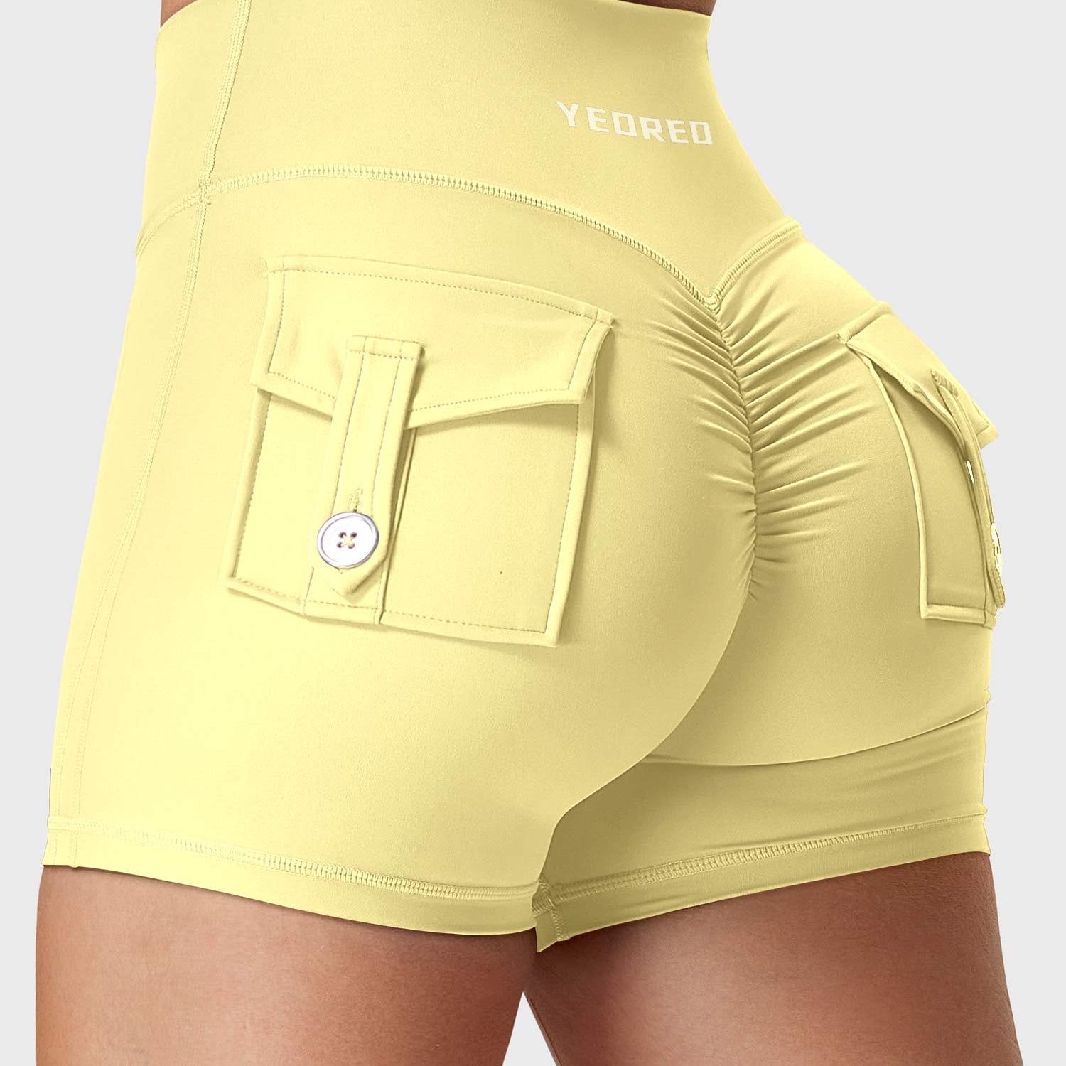 Yeoreo V-waistband Charm Shorts