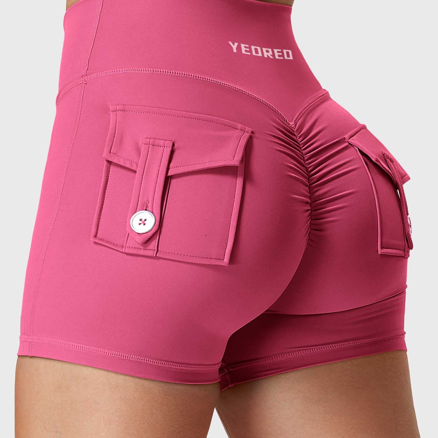 Yeoreo V-waistband Charm Shorts