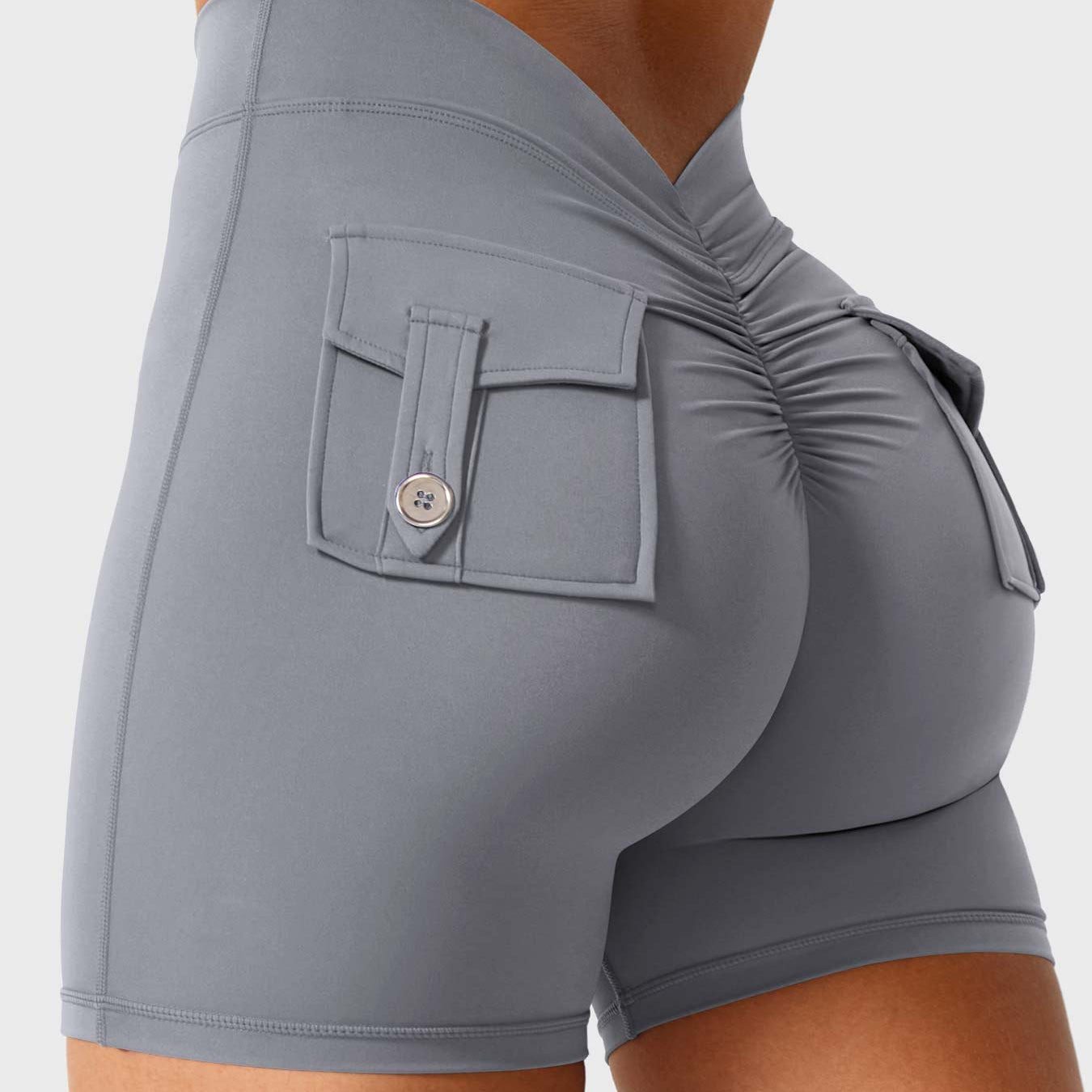 Yeoreo V-Back Charm Shorts