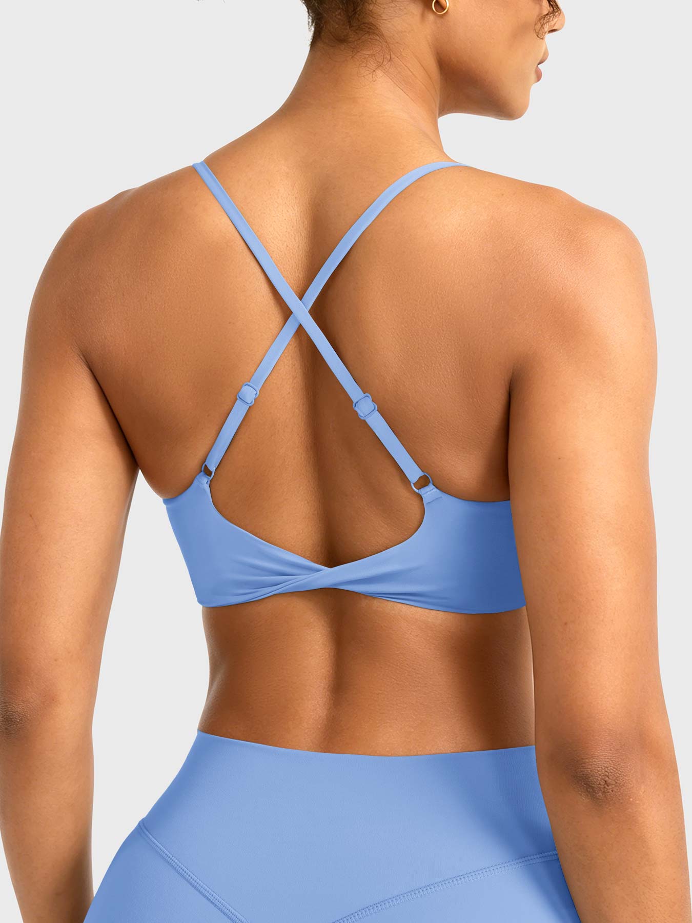 Yeoreo Wawiay Twist Back Sports Bra
