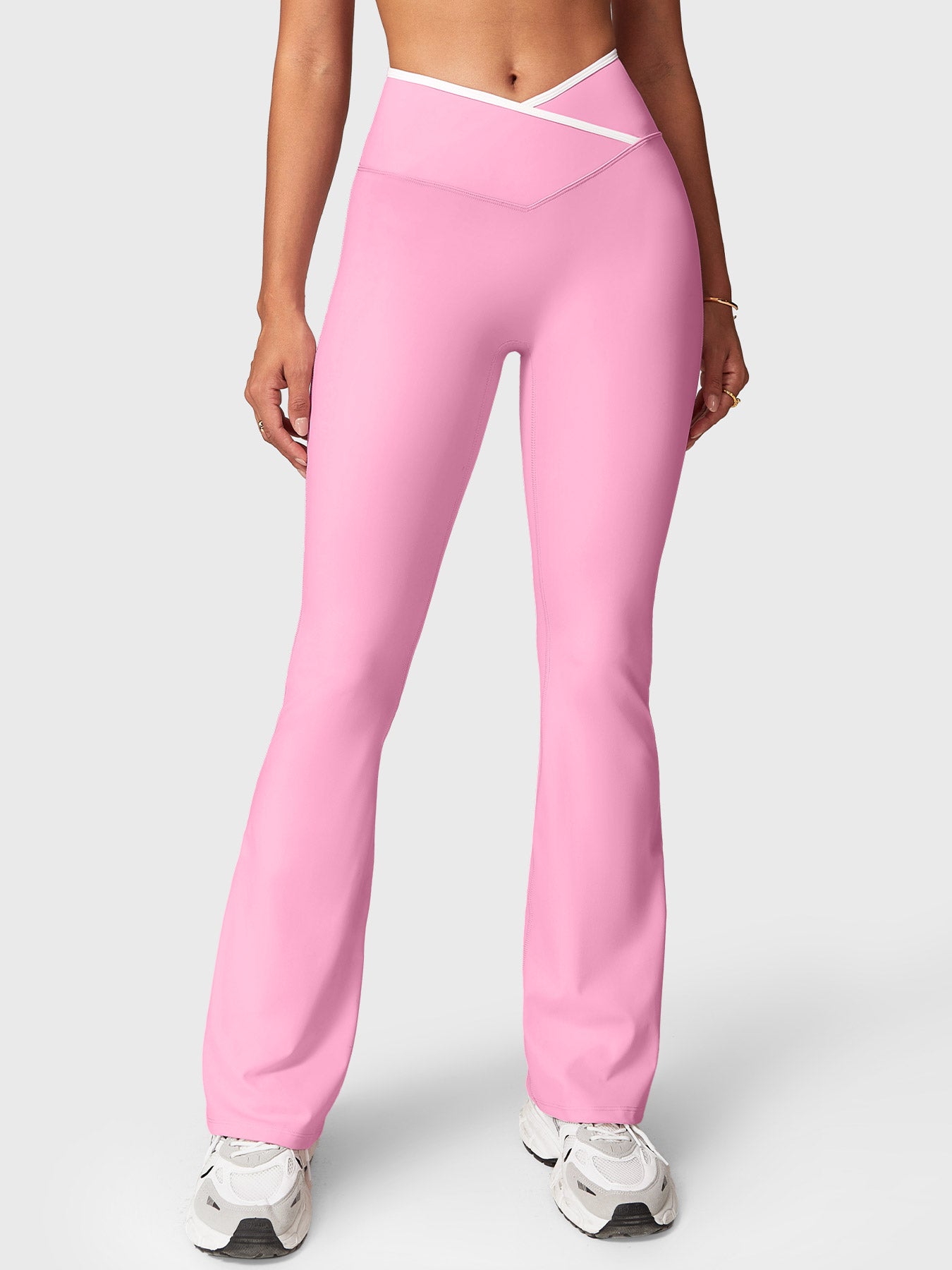 Yeoreo Alberta Contrast Trim Flare Leggings