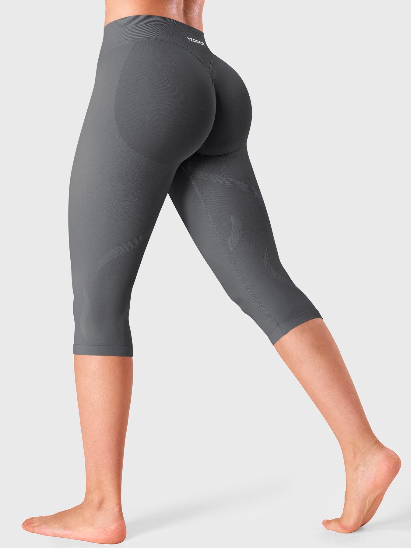 Yeoreo Dainis Seamless Sculpt Capri Leggings