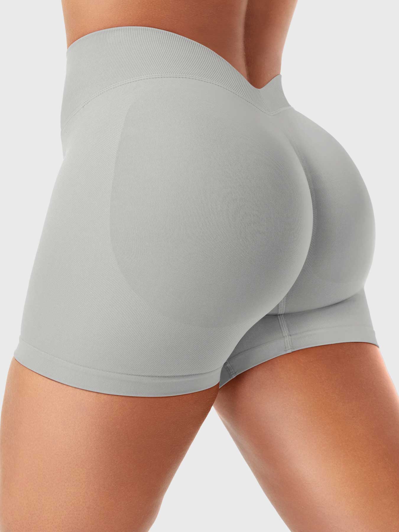 Yeoreo Graciy 3.6" SoftHue V-back Shorts