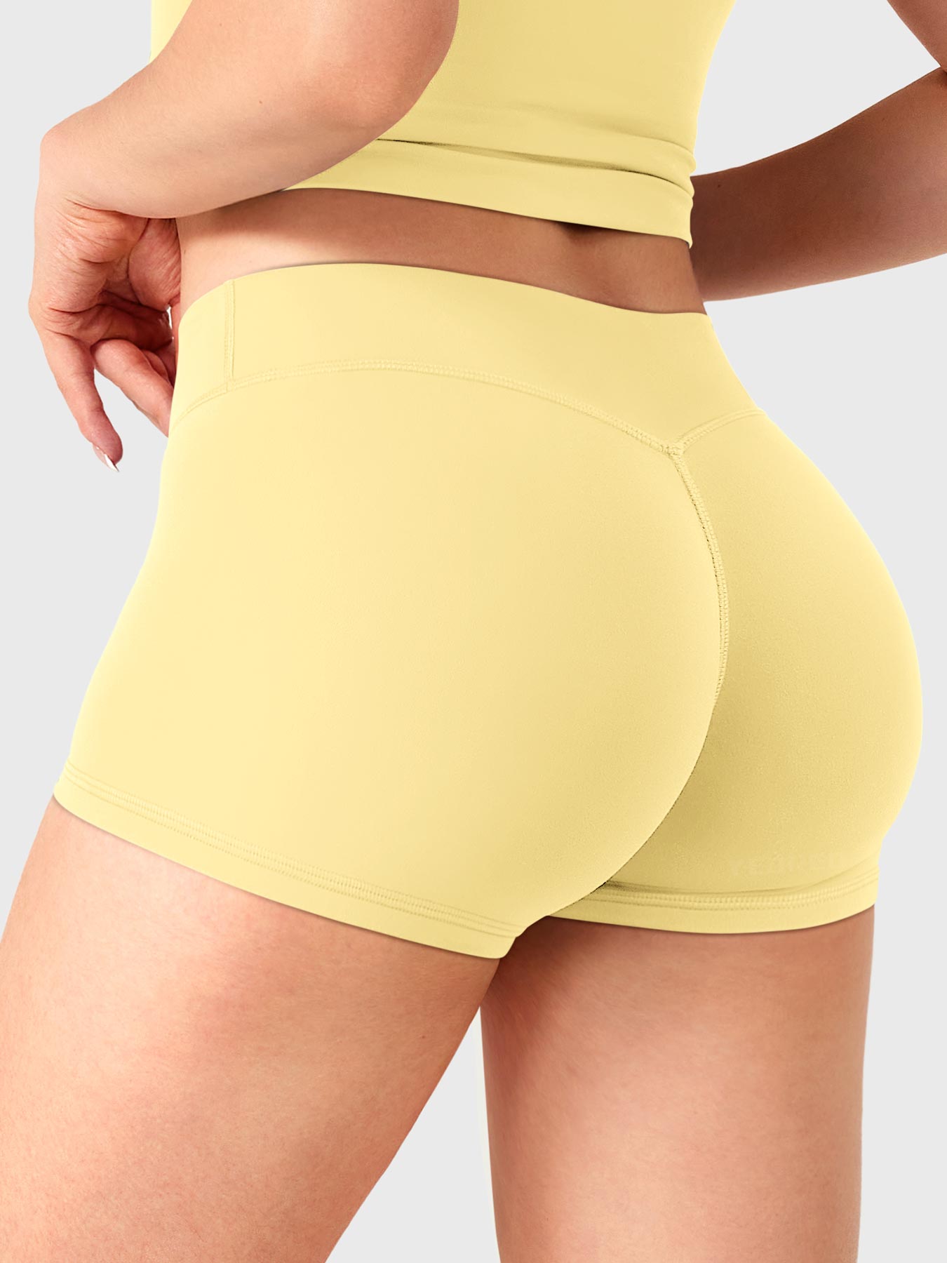 Yeoreo Zahida 2.5" Low Rise Shorts