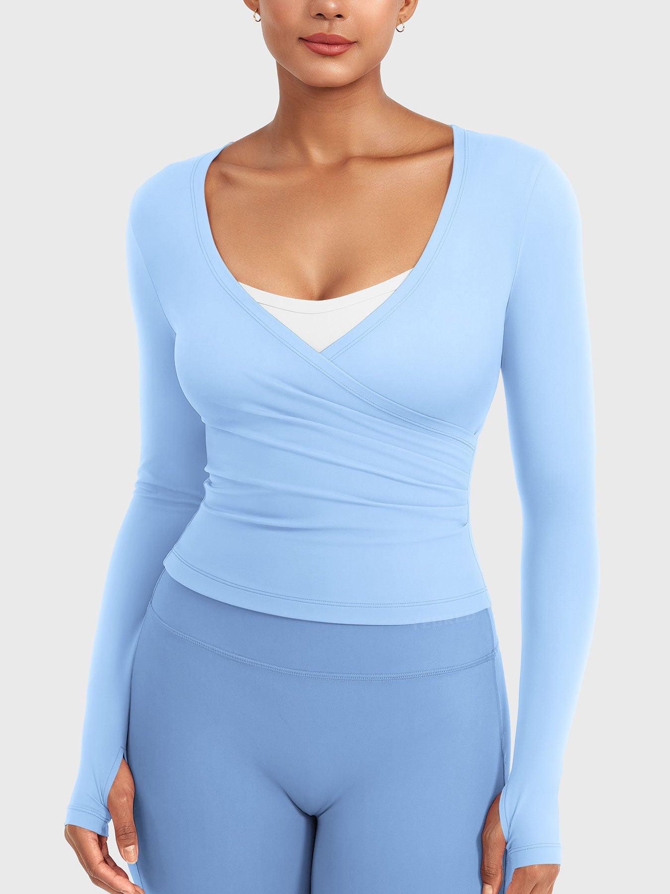 Yeoreo Minniy V Neck Long Sleeve Top