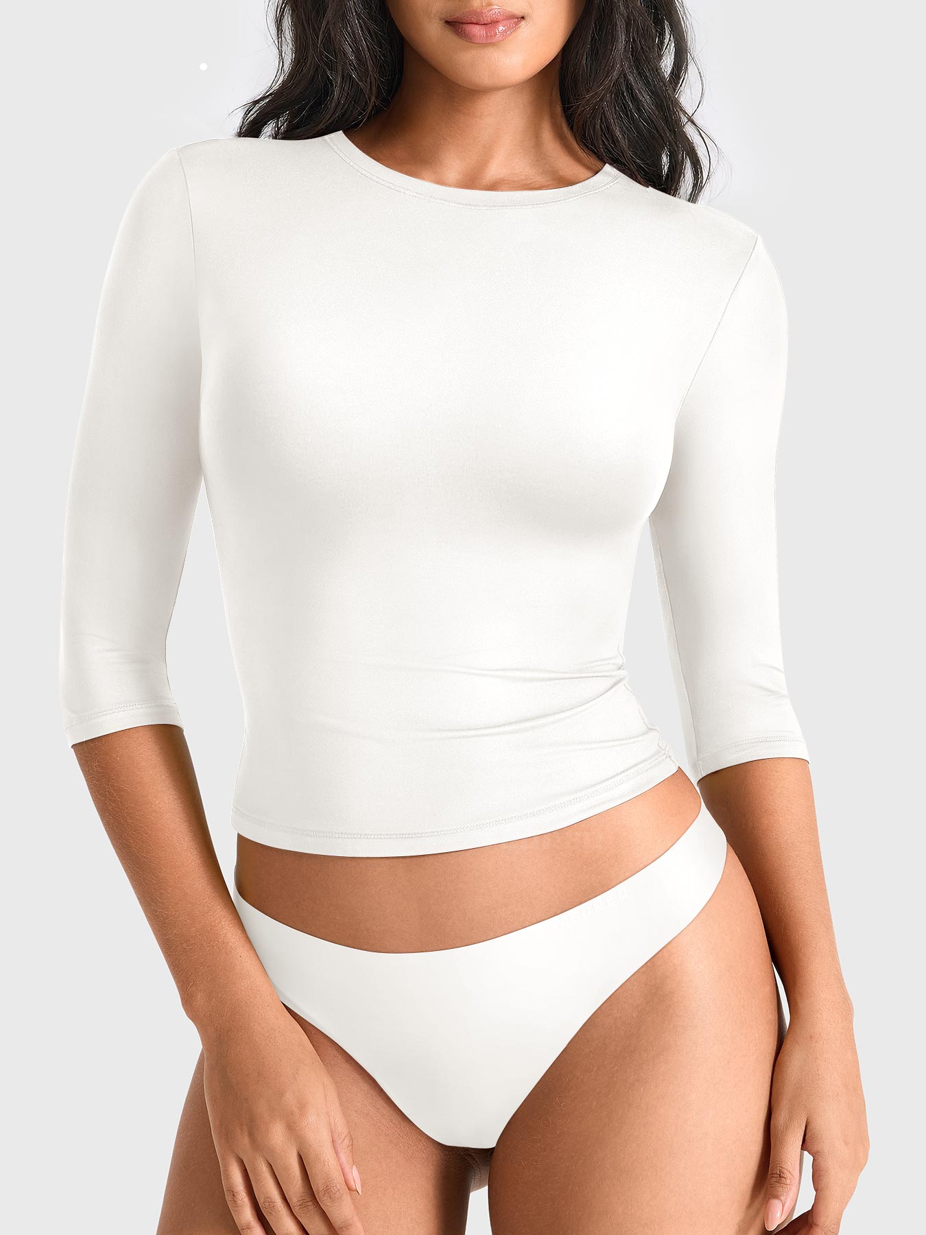 Yeoreo Ease Crew Neck 3/4 Sleeve Top