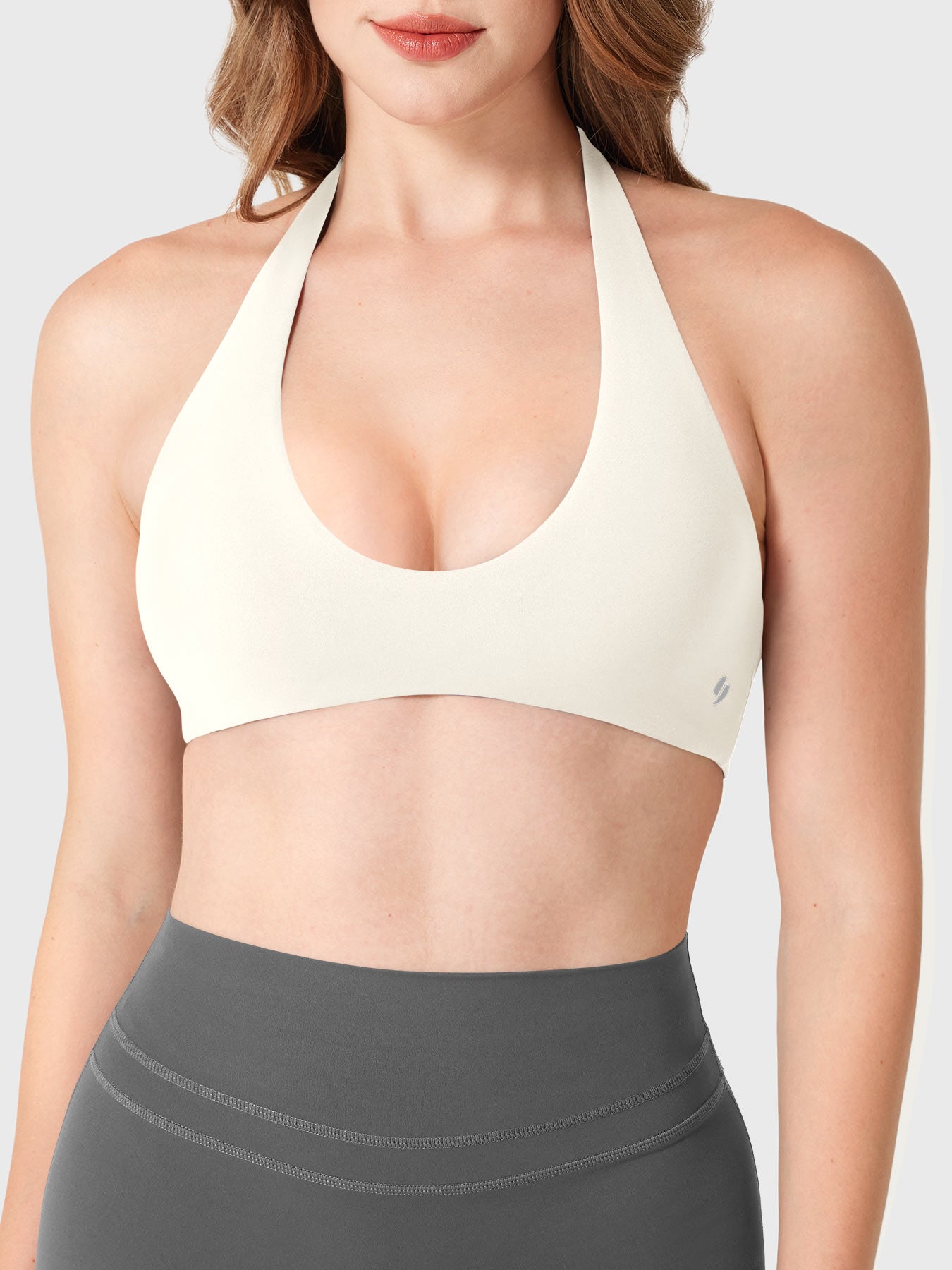 Yeoreo Laarni Halter Backless Sports Bra