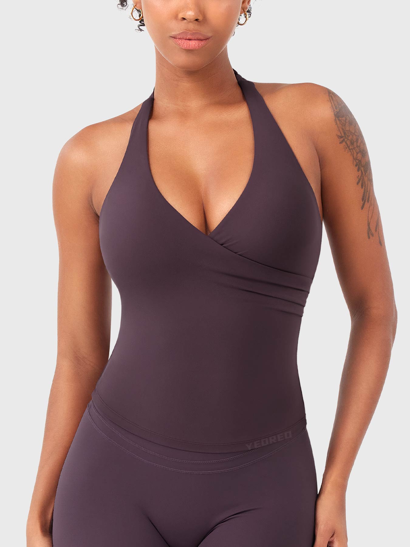 Yeoreo Elevine V Neck Halter Tank